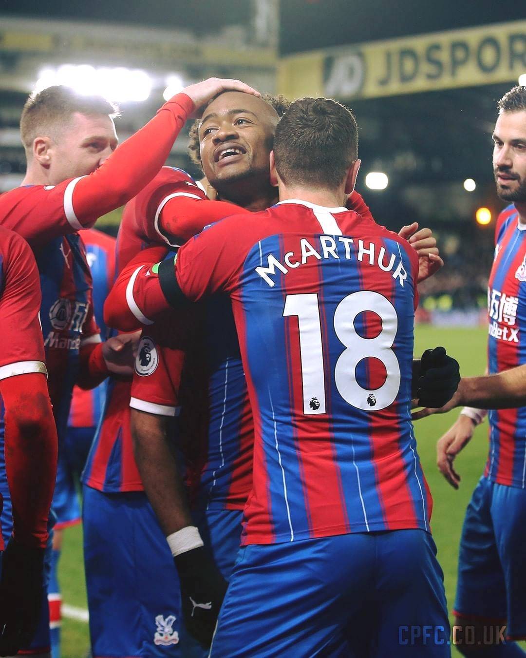 他能够与詹 他能够与詹