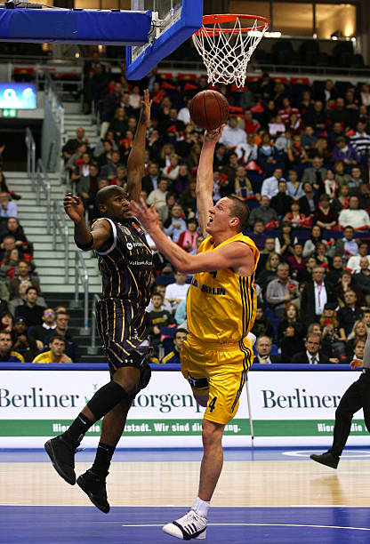 等年轻球员 等年轻球员