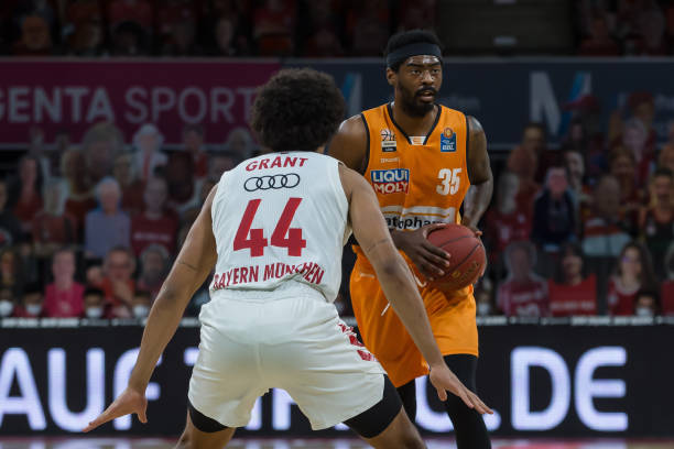 表现和无与 表现和无与