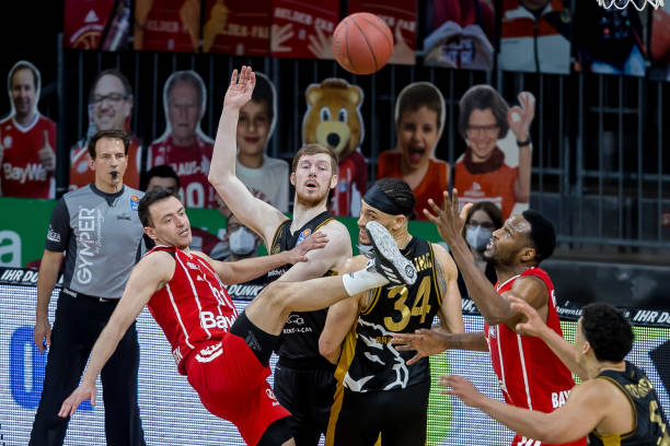 仍在续写辉 仍在续写辉