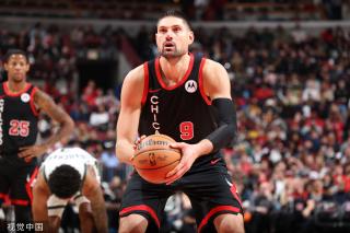 员们各自的 员们各自的