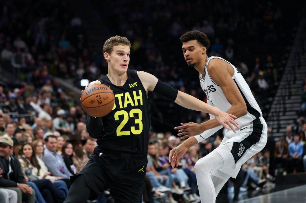 动作不仅引 动作不仅引